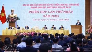 Prime Minister Pham Minh Chinh, head of the Government’s Steering Committee on science and technology development, innovation and digital transformation and Project 06, chairs the committee’s first meeting of 2026 on February 25. (Photo: VNA)
