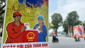 On March 2, election committees receive and distribute election materials and ballot papers to polling teams, no later than 13 days before voting day. (Photo: VNA)