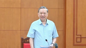 General Secretary To Lam delivered directives at the working session.