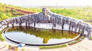 Monument to Heroic Vietnamese Mothers (in Quang Phu Ward, Da Nang City). (Photo: VNA)