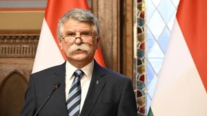 Hungarian National Assembly Speaker László Kövér starts official visit to Viet Nam 