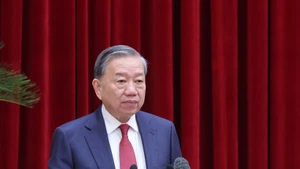 Party General Secretary To Lam delivers the opening speech at the 14th plenum of the 13th Party Central Committee on November 5. (Photo: VNA)