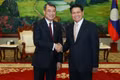 Vietnamese Prime Minister Le Minh Hung (left) meets with General Secretary of the Lao People’s Revolutionary Party (LPRP) Central Committee and President of Laos Thongloun Sisoulith in Vientiane on October 8, 2026. (Photo: VGP)