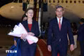 Liechtenstein Prime Minister Brigitte Haas (L) is welcomed at Noi Bai International Airport by Minister of Finance Ngo Van Tuan. (Photo: VNA)