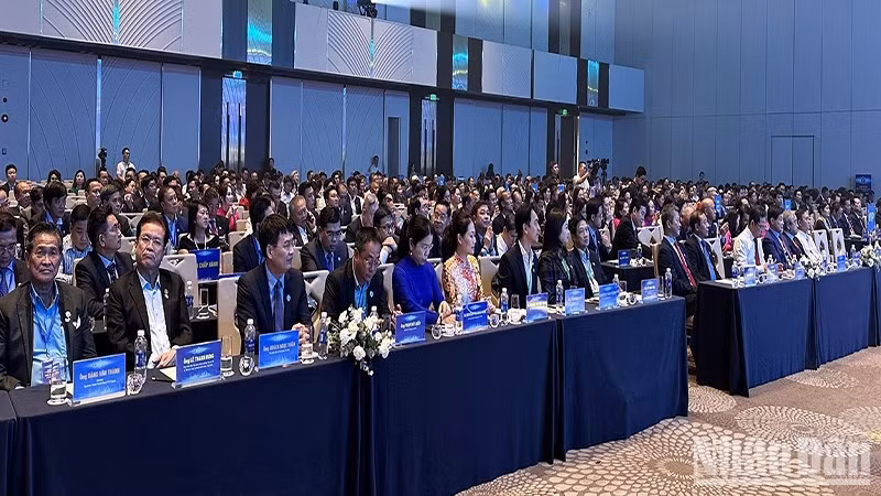 At the congress. (Photo: HOANG LIEM)