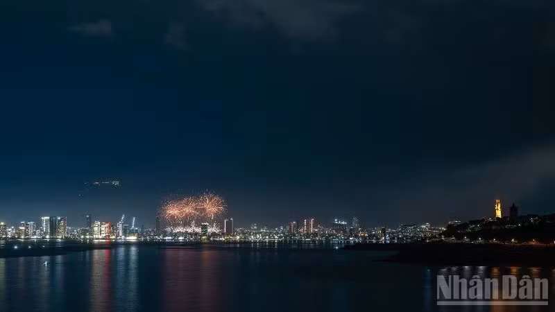 DIFF 2026 has featured a series of spectacular fireworks contests between the competing teams.