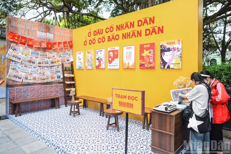 Exhibition space titled “Nhan Dan Newspaper in the flow of 100 years of Vietnamese Revolutionary Press”