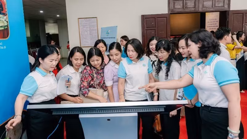 “Digital Literacy for All” movement as a key task aimed at enhancing women’s digital capabilities. (Photo: NDO)