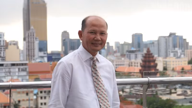 Master Uch Leang, Acting Director of the Department of Asian, African, and Middle East Studies at the International Relations Institute of Cambodia under the Royal Academy of Cambodia, and President of the Cambodia Alumni From Viet Nam Association. (Photo: HUY VU)