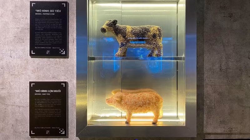 The “Pepper Cow” and “Salt Pig” models. (Photo: DIEU HUONG)
