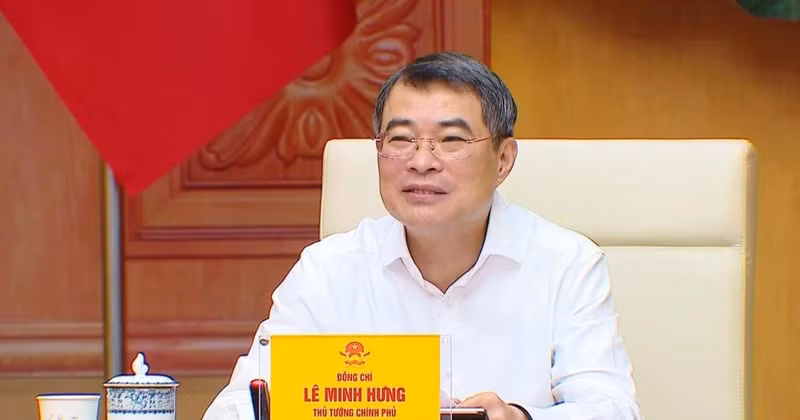 Prime Minister Le Minh Hung.