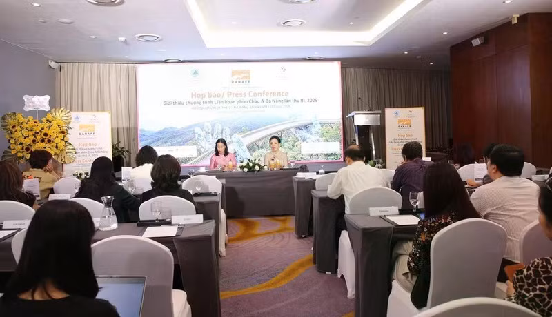 At the press conference in Hanoi on June 3. (Photo: VNA)