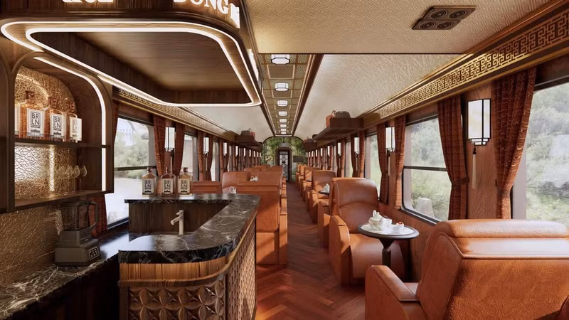 The VIP carriage of the HQ1/HQ2 “Journey of Wonders – World Heritage” train. (Photo: VNR)