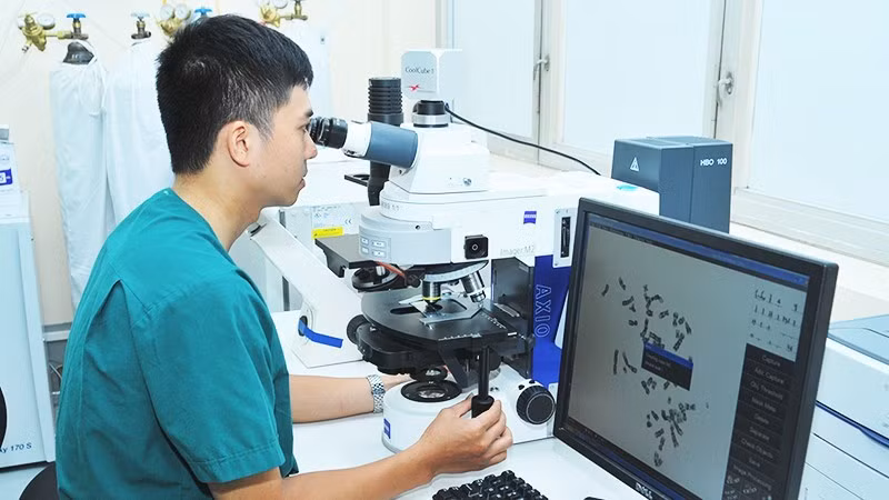 Most laboratories have been established based on the existing capabilities of their host institutions. (Photo: NGUYET ANH)