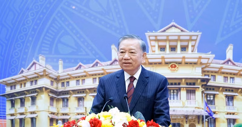 Party General Secretary and State President To Lam speaks at the opening of the 33rd Diplomatic Conference in Hanoi on August 1, 2026. Photo: VNA