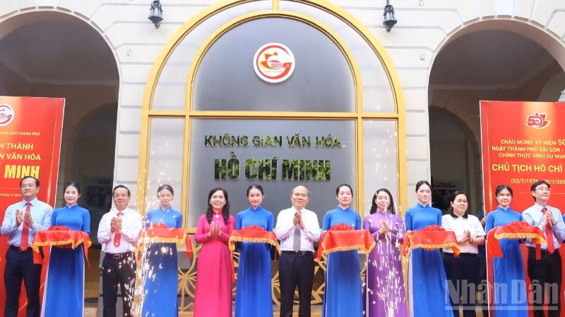 The inauguration of the Ho Chi Minh Cultural Space at the headquarters of the Ho Chi Minh City People's Committee Party Committee.