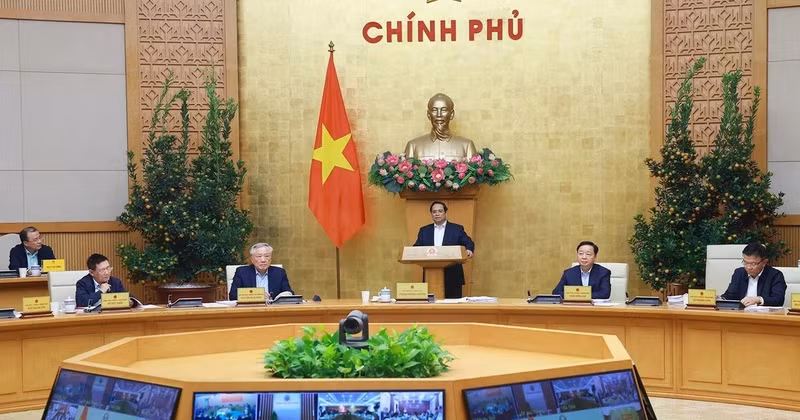 Prime Minister Pham Minh Chinh chairs the Government’s regular meeting for January 2026 held online with localities on February 4. (Photo: VNA)