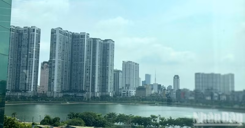 Viet Nam is becoming an attractive market for international consultancy firms. (Photo: HNV)