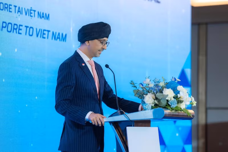 Singapore Ambassador to Viet Nam Rajpal Singh emphasises that Viet Nam–Singapore relations have been nurtured over decades on a foundation of trust and mutual respect.