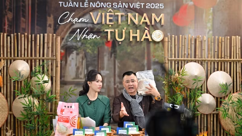 Nearly six tonnes of rice were ordered during the two-hour livestream on TikTok.