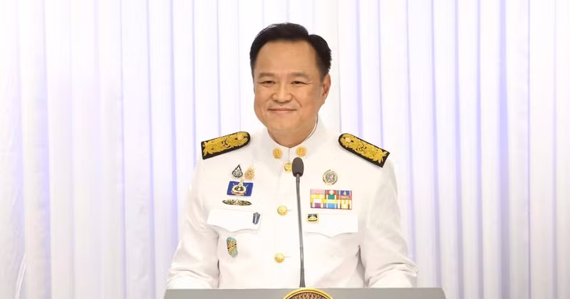 Thai Prime Minister Anutin Charnvirakul delivers a speech in Bangkok. (Photo: Xinhua/VNA)
