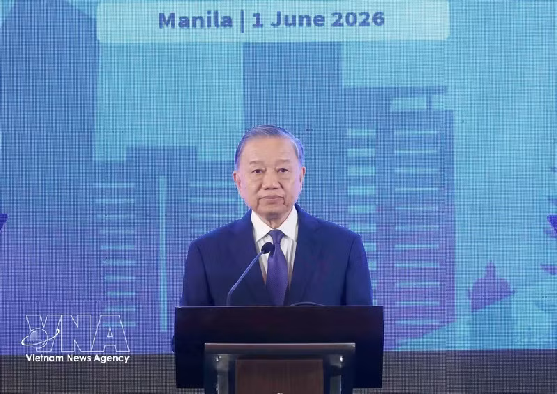 General Secretary of the Communist Party of Viet Nam (CPV) Central Committee and State President To Lam speaks at the Vietnam-Philippines Business Forum in Manila on June 1. (Photo: VNA)