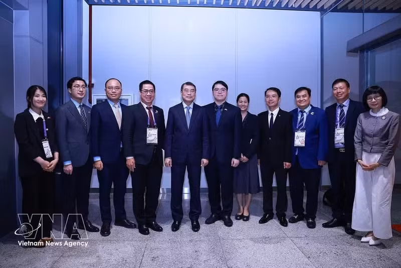8-5-asean3.jpg