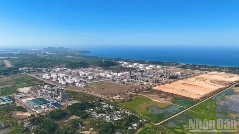 Quang Ngai holds significant potential for industrial development and driving economic growth. (Photo: Hien Cu)