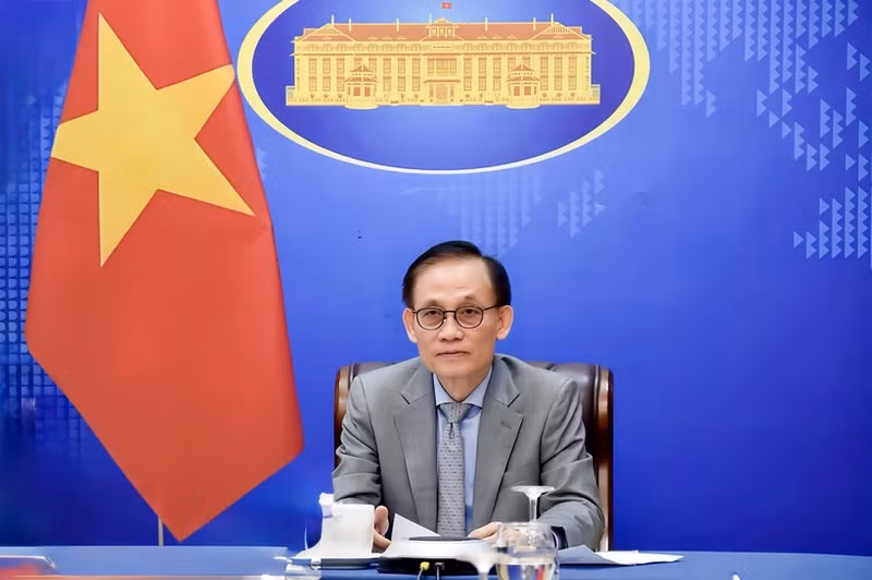 Acting Minister of Foreign Affairs Le Hoai Trung (Photo: VNA)