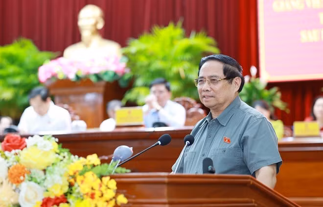 28-12-pham-minh-chinh-4.jpg