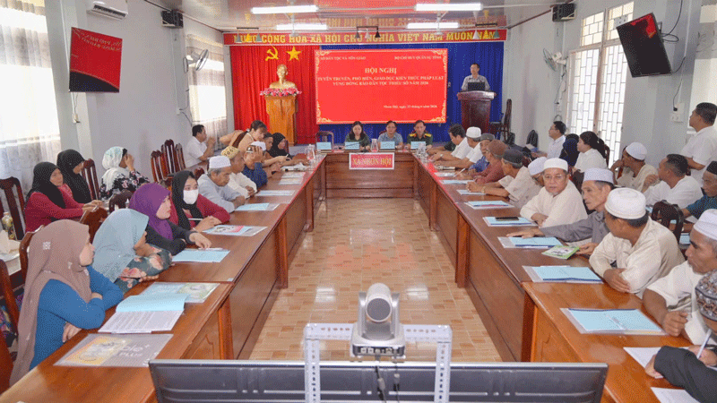 Overview of the training course. (Photo: PHUONG VU)