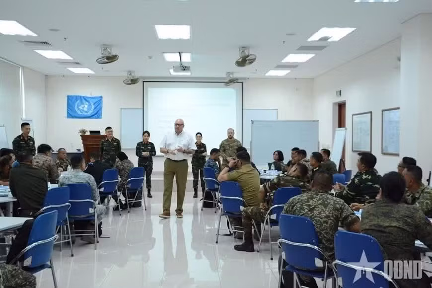 vietnam-canada-co-host-un-staff-officer-training-coursejpg.jpg