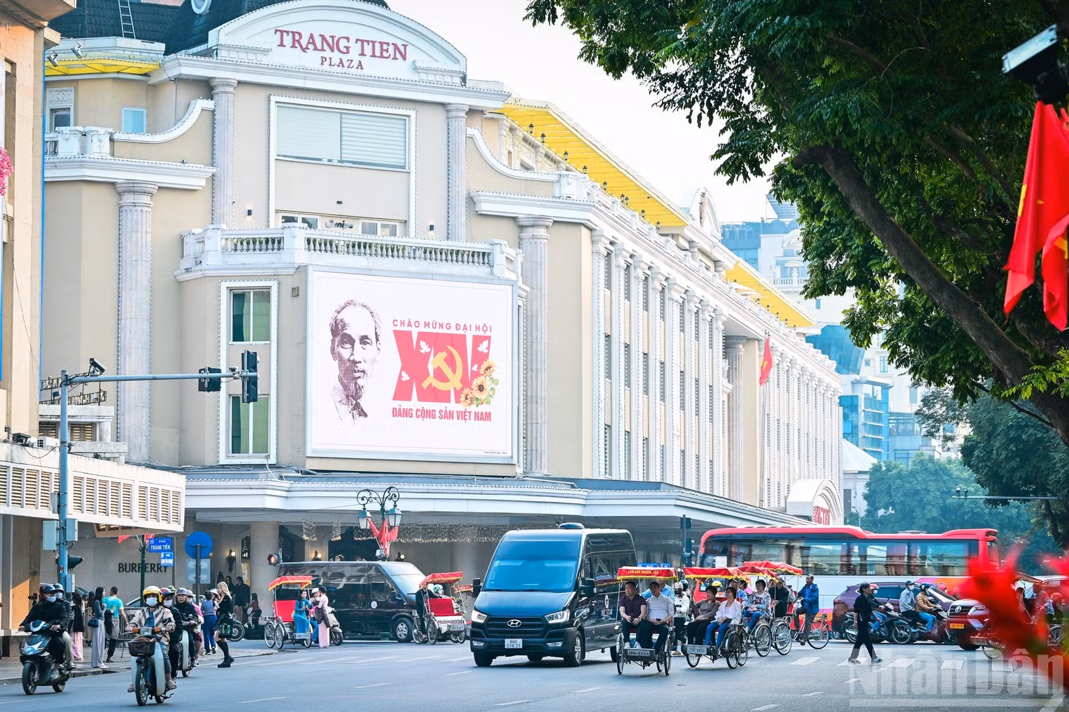 Large LED screens placed along central streets and on major commercial buildings are also broadcasting images, slogans and content welcoming the 14th National Party Congress.