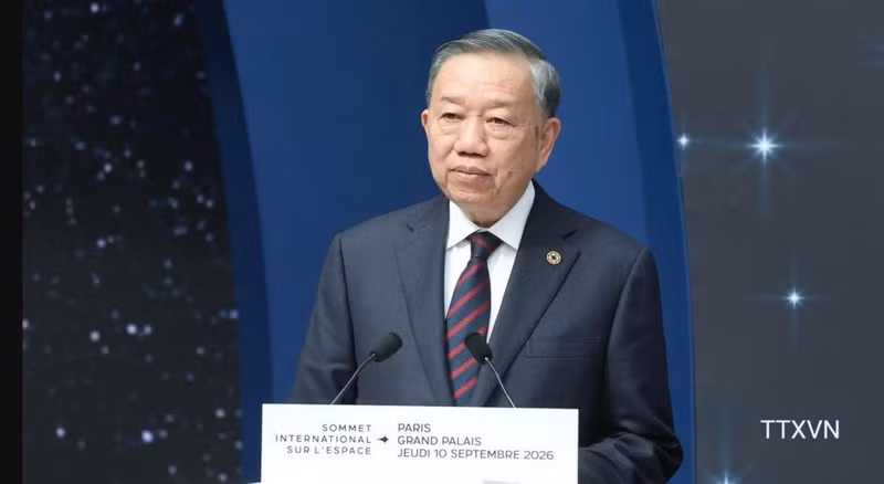 In Paris, the capital city of France, Party General Secretary and State President To Lam attends and delivers a speech at the official session of the International Space Summit on the morning of September 10 (local time). (Photo: VNA)