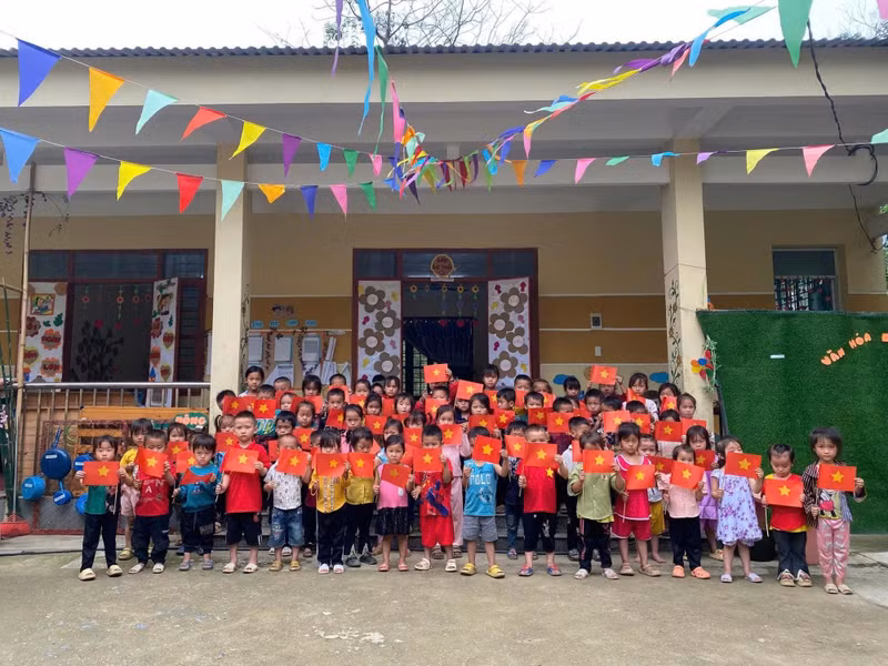 Viet Nam to provide tuition support for preschoolers. (Illustrative photo: nhandan.vn)