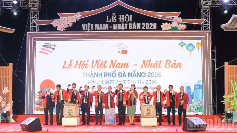 Delegates perform the opening ceremony.