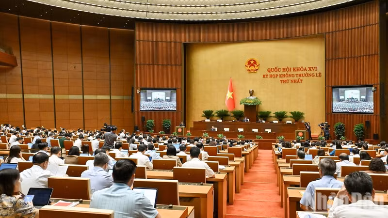 At the 16th National Assembly’s first extraordinary session (Photo: nhandan.vn)