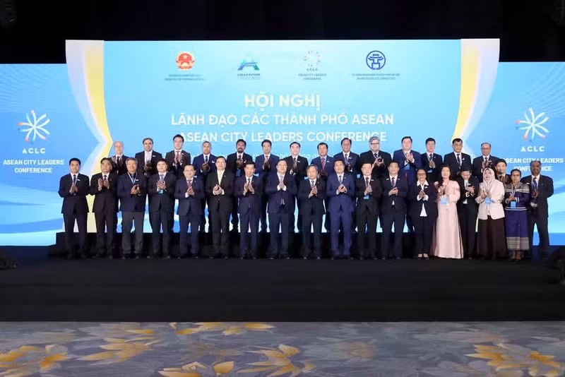 Delegates attend the ASEAN City Leaders Conference within the framework of the third ASEAN Future Forum. (Photo: VNA)