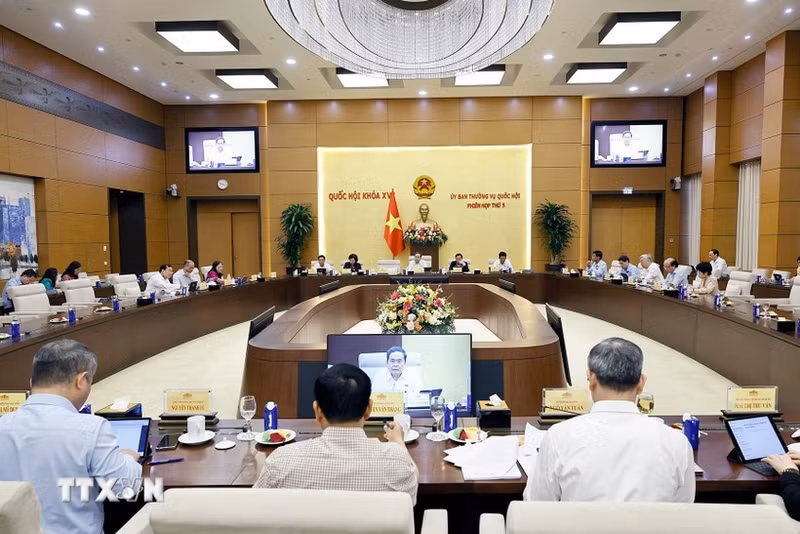 View of the 5th session of the National Assembly Standing Committee. (Photo: VNA)