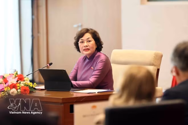vnanet-potal-pho-chu-tich-quoc-hoi-nguyen-thi-hong-lam-viec-voi-doan-doanh-nghiep-hoi-dong-kinh-doanh-hoa-ky-asean-8703255.jpg