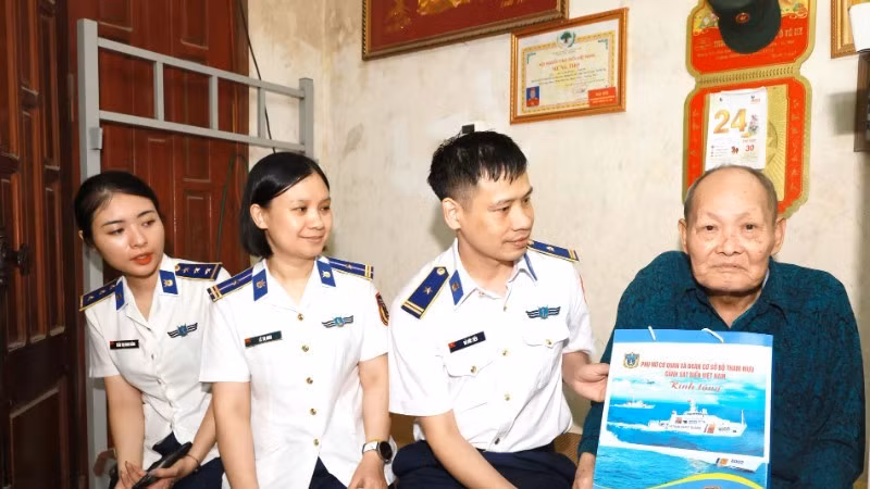 250725-bo-tu-lenh-tham-tbls.jpg