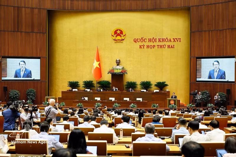A plenary sitting of the 16th National Assembly's second session. (Photo: VNA)