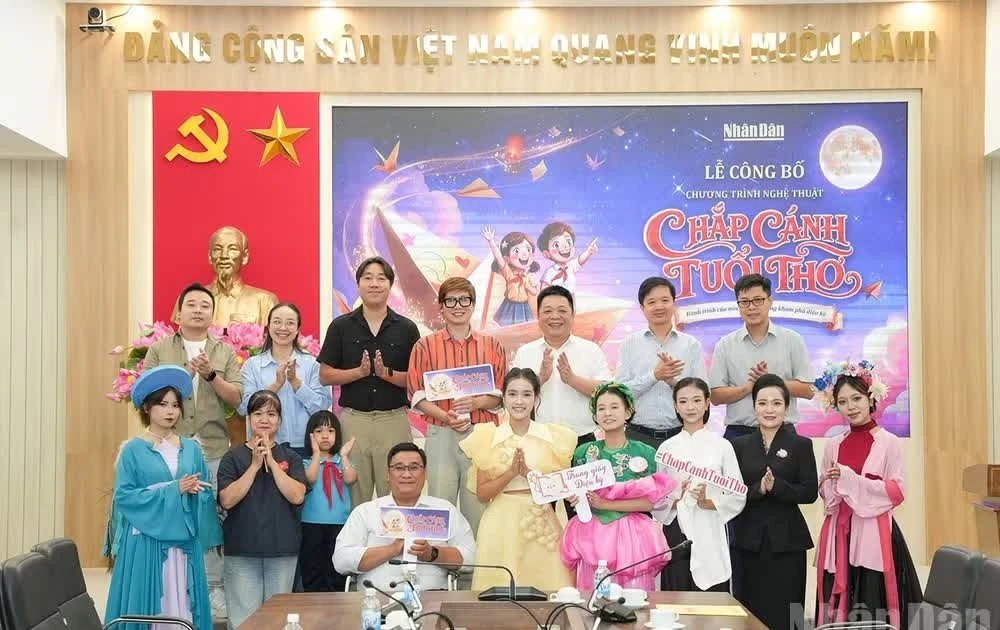 Nhan Dan Newspaper launches special arts programme for children