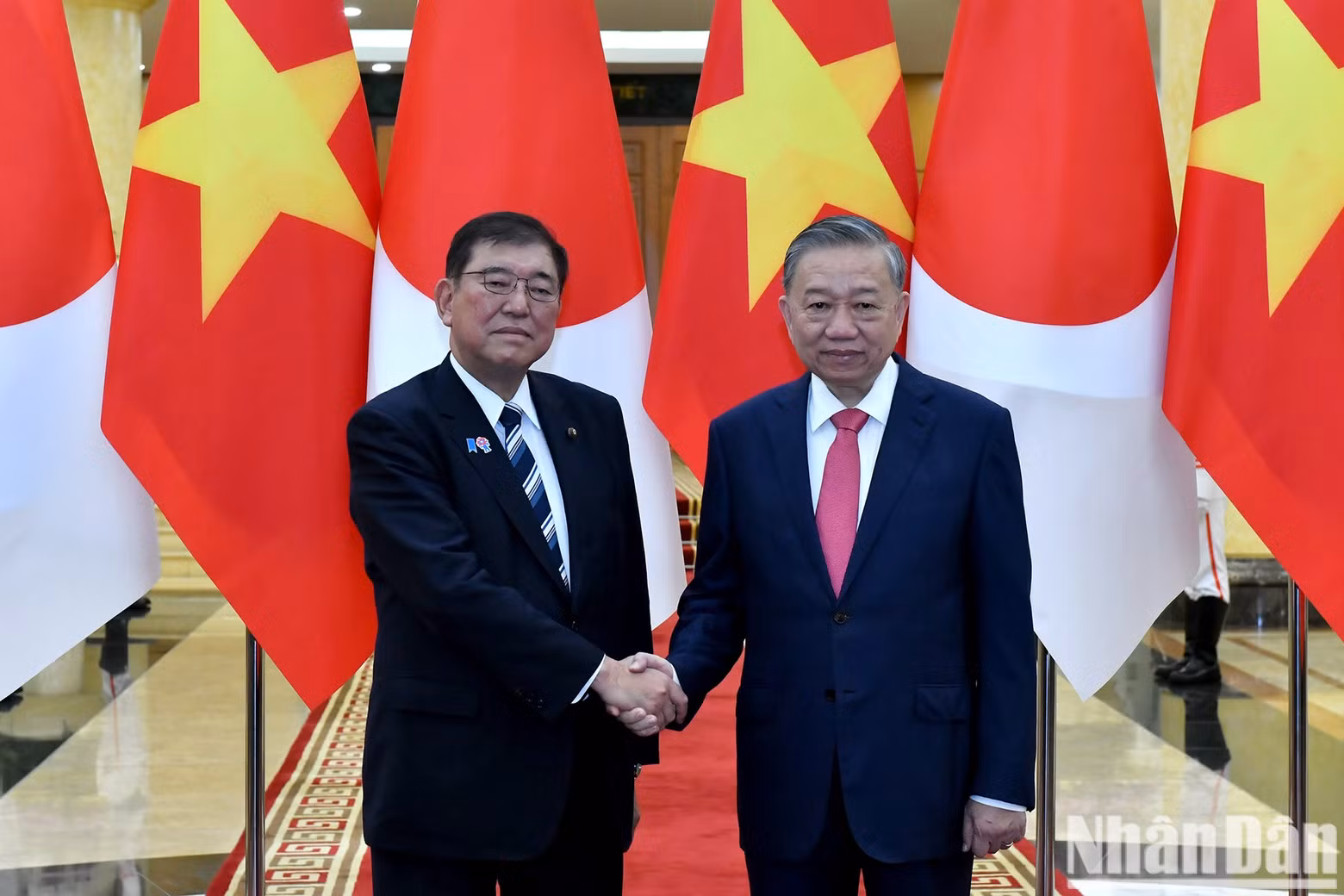 General Secretary To Lam and Japanese Prime Minister Ishiba Shigeru.