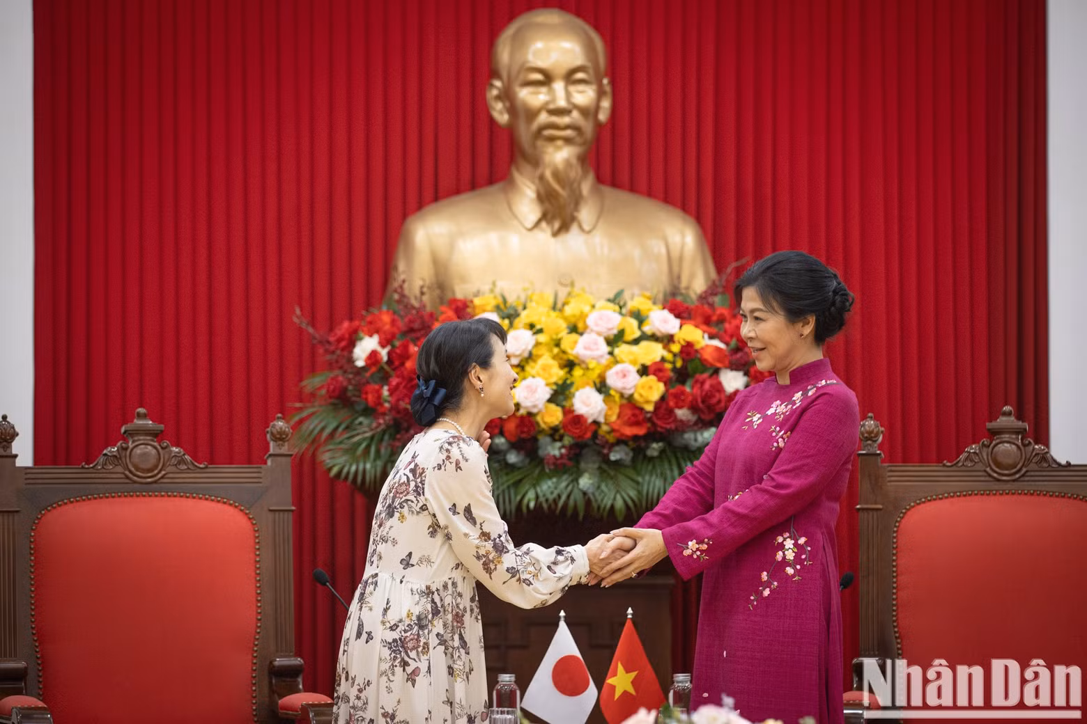 Japanese Prime Minister Ishiba Shigeru and his spouse Ishiba Yoshiko are paying an official visit to Vietnam from April 27-29.