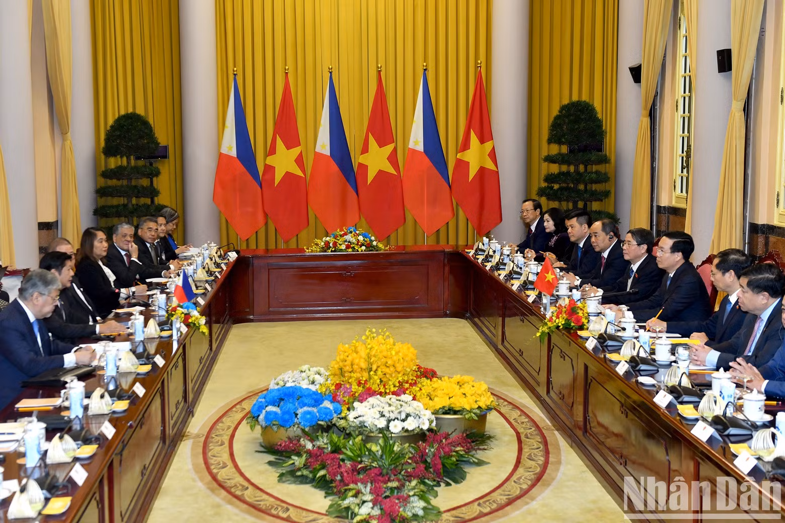 At the talks between President Vo Van Thuong and his visiting Philippine counterpart Ferdinand Romualdez Marcos Jr.. (Photo: VNA)