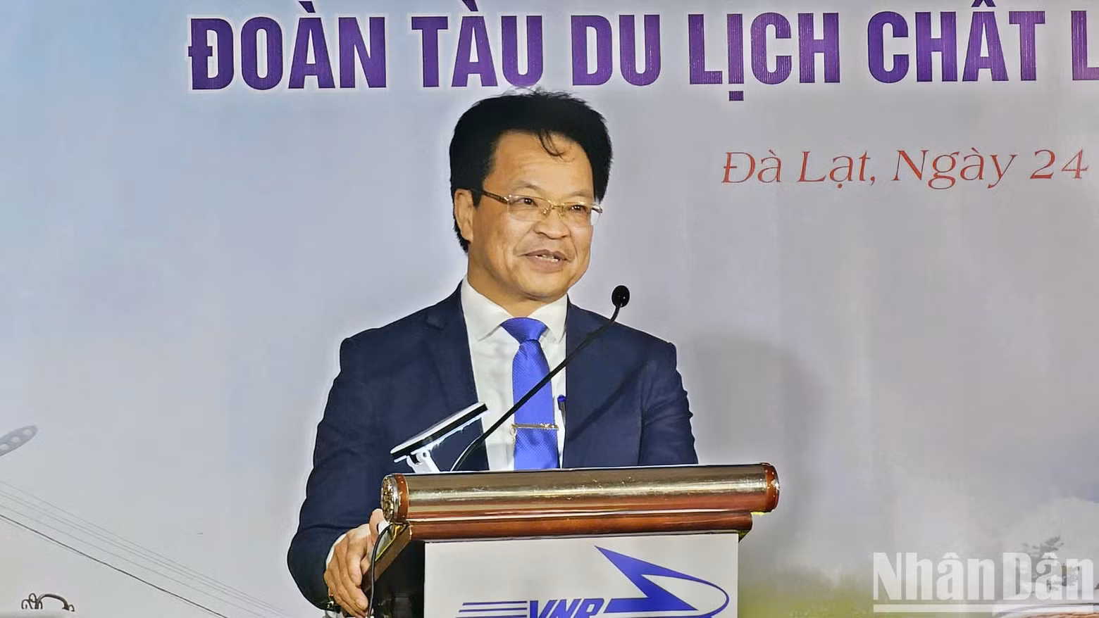 Speaking at the launch ceremony, Dang Sy Manh, Chairman of the Board of Members of Vietnam Railways Corporation, said that the railway hosts many heritage, historical and cultural values.