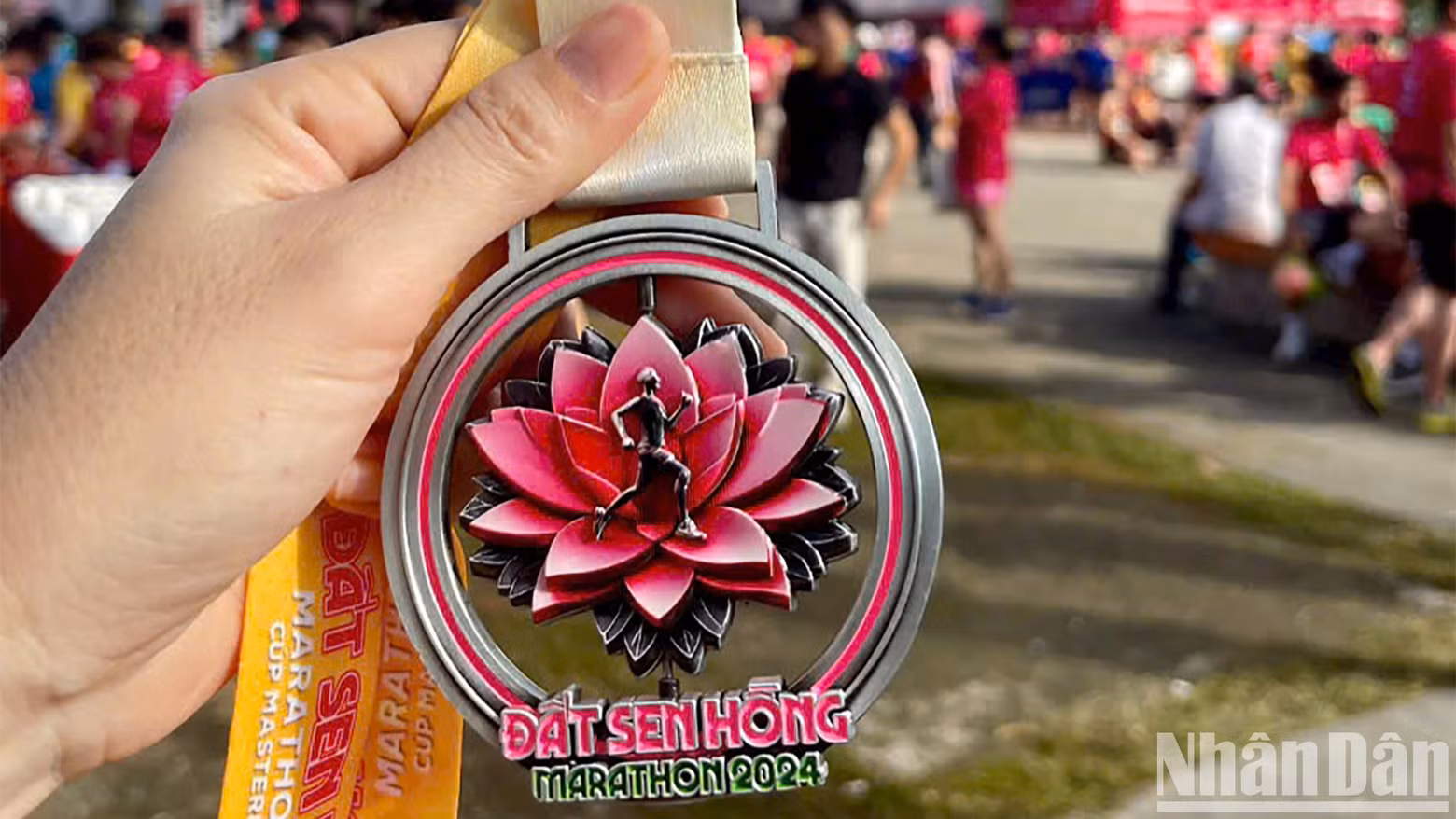 The medals of the tournament also feature a blooming lotus. The medals of the tournament also feature a blooming lotus.