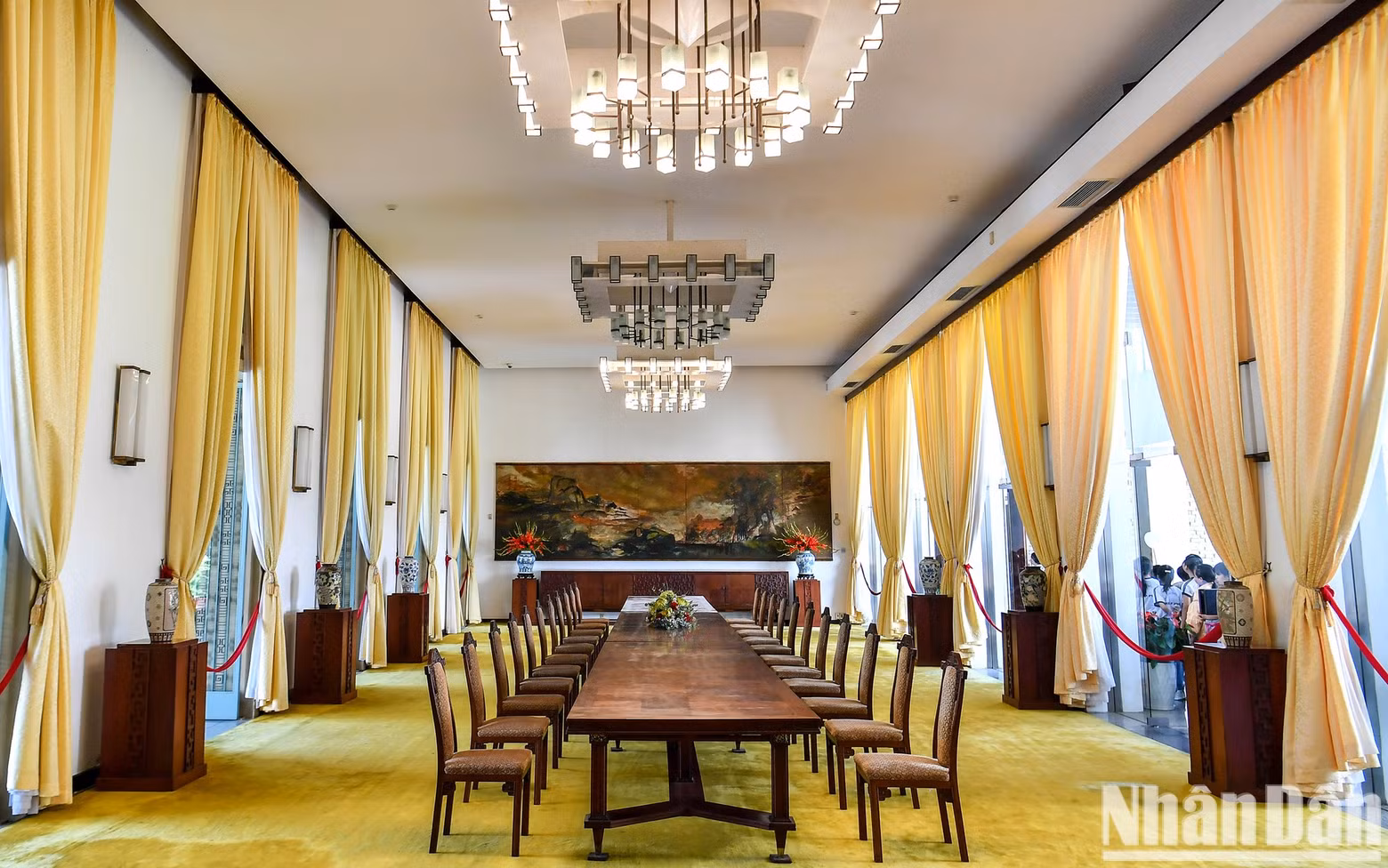 The grand banquet hall The grand banquet hall