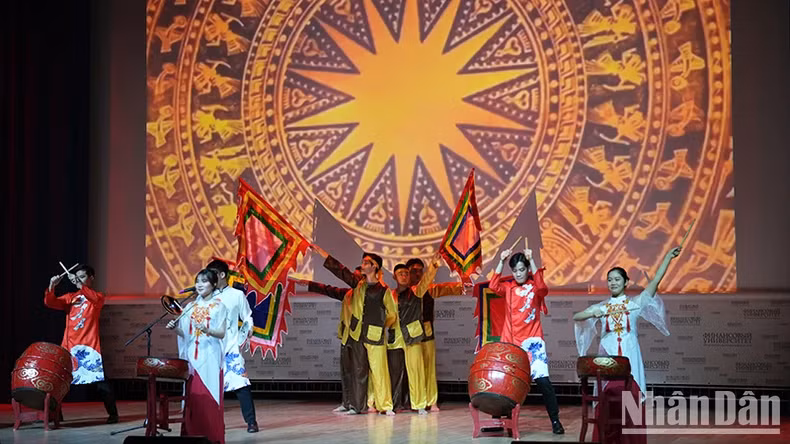 Drum dance. Drum dance.